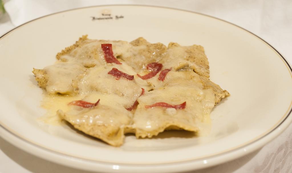 Albergo Sole マリアーノ・コメンセ エクステリア 写真